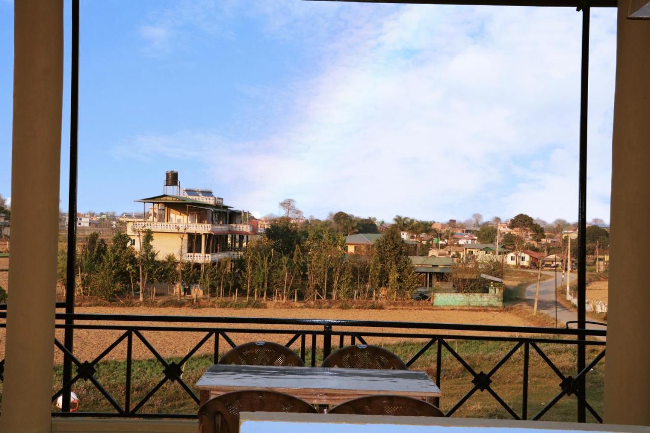 Hotel National Park Sauraha- Homely Stay And Peaceful Location With Jungle Safari Arrangements 外观 照片