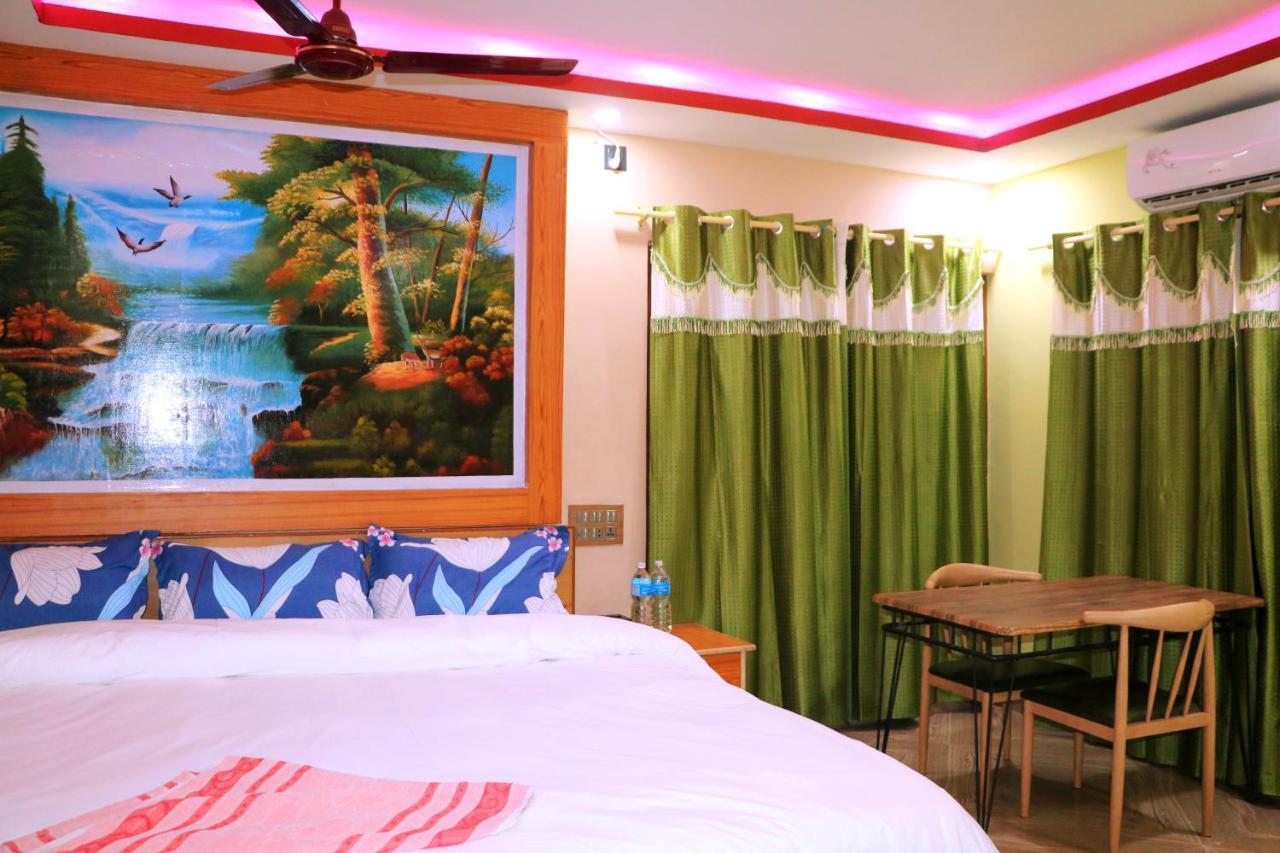 Hotel National Park Sauraha- Homely Stay And Peaceful Location With Jungle Safari Arrangements 外观 照片