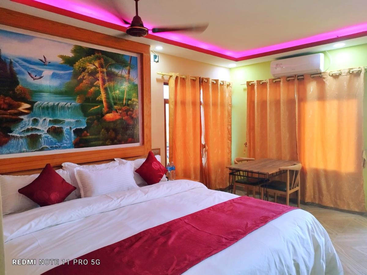 Hotel National Park Sauraha- Homely Stay And Peaceful Location With Jungle Safari Arrangements 外观 照片