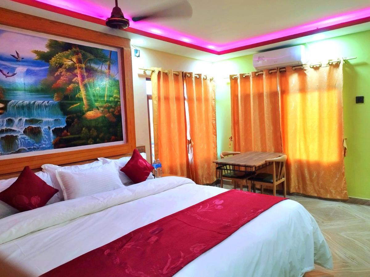 Hotel National Park Sauraha- Homely Stay And Peaceful Location With Jungle Safari Arrangements 外观 照片